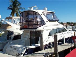 Sea Ray 480 Sedan Bridge