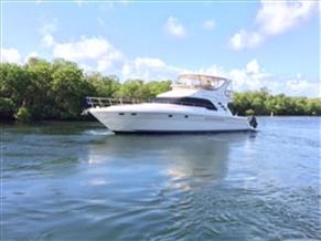 Sea Ray 560 Sedan Bridge
