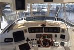 Sea Ray 560 Sedan Bridge