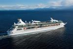 Cruise Ship, 2417 Passengers - Stock No. S2509