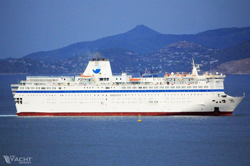 RoRo Cruise Ferry, 1606 Passenger Beds -Stock No. S2476