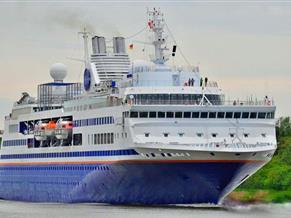 Cruise Ship 836/1275 Passenger - Stock No. S2696