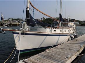 Herreshoff 37 Cat Ketch