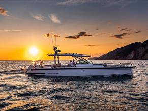 Axopar 37 Sun-Top
