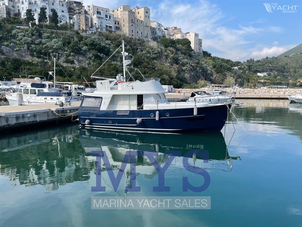 Beneteau Swift trawler 42 - S.T. 42 (1)