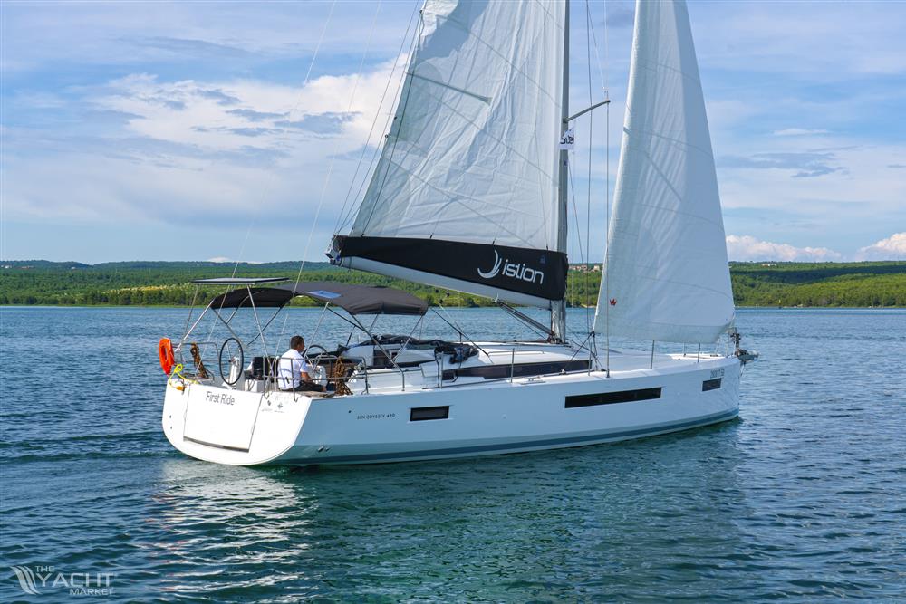 Jeannneau Sun Odyssey 490