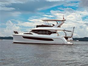 Aquila 44