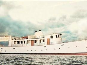 G W Invader Long Range Gentleman Motor Yacht