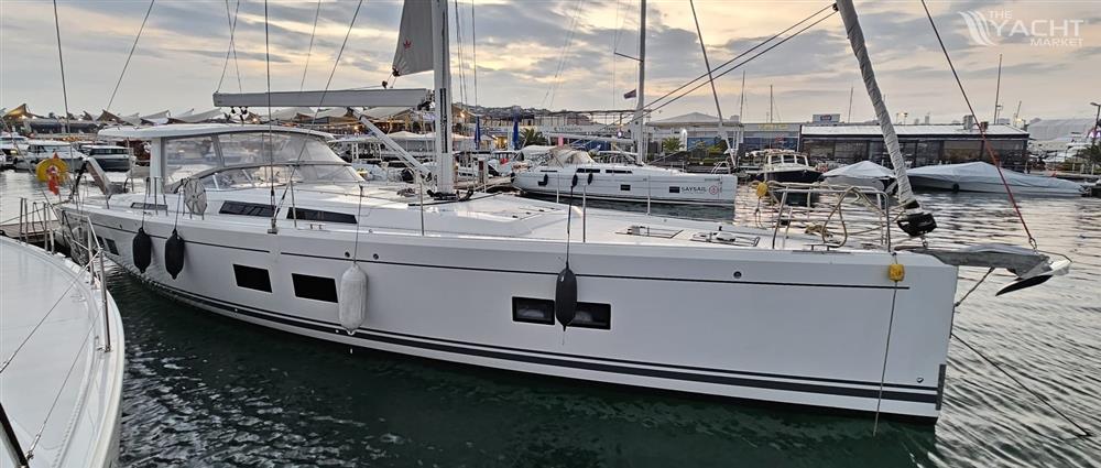 Hanse 548