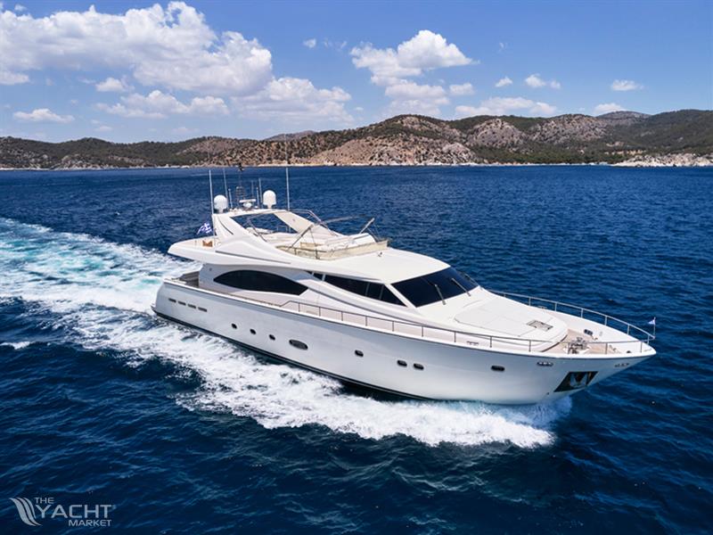 Ferreti 880 - Ferretti Yachts 880