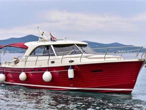 SAS Vektor Adriana 44