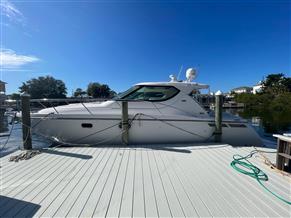 Tiara Yachts 4300 Sovran