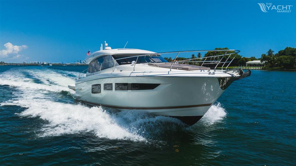 Prestige Yachts 500S