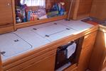 Bavaria 39 Cruiser - galley