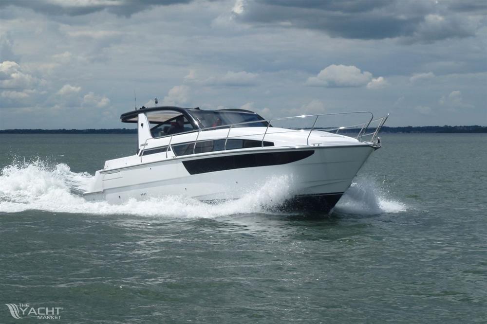 Sheerline Motor Cruisers Sheerline 1090HT