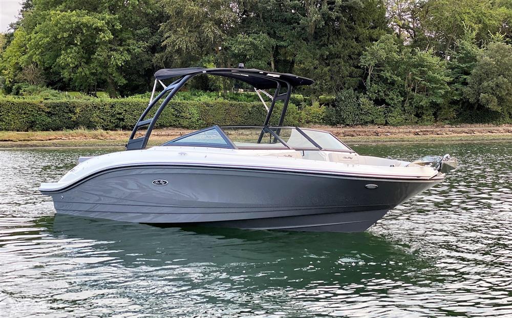 Sea Ray SPX 210 - Sea Ray SPX 210