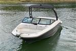 Sea Ray SPX 210 - Bow