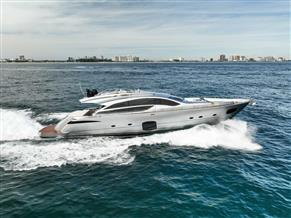 Pershing Express Cruiser
