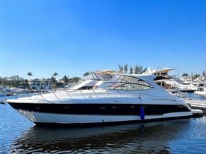 Cruisers Yachts 560 Express