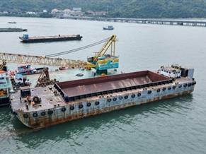 1300CBM NON PROPELLED SPLIT HOPPER BARGE
