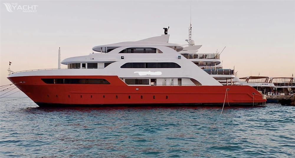 CUSTOMIZED DIVE Rashed DIVE BOAT