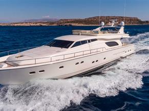 Ferretti 80