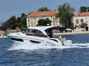 Beneteau Antares 9