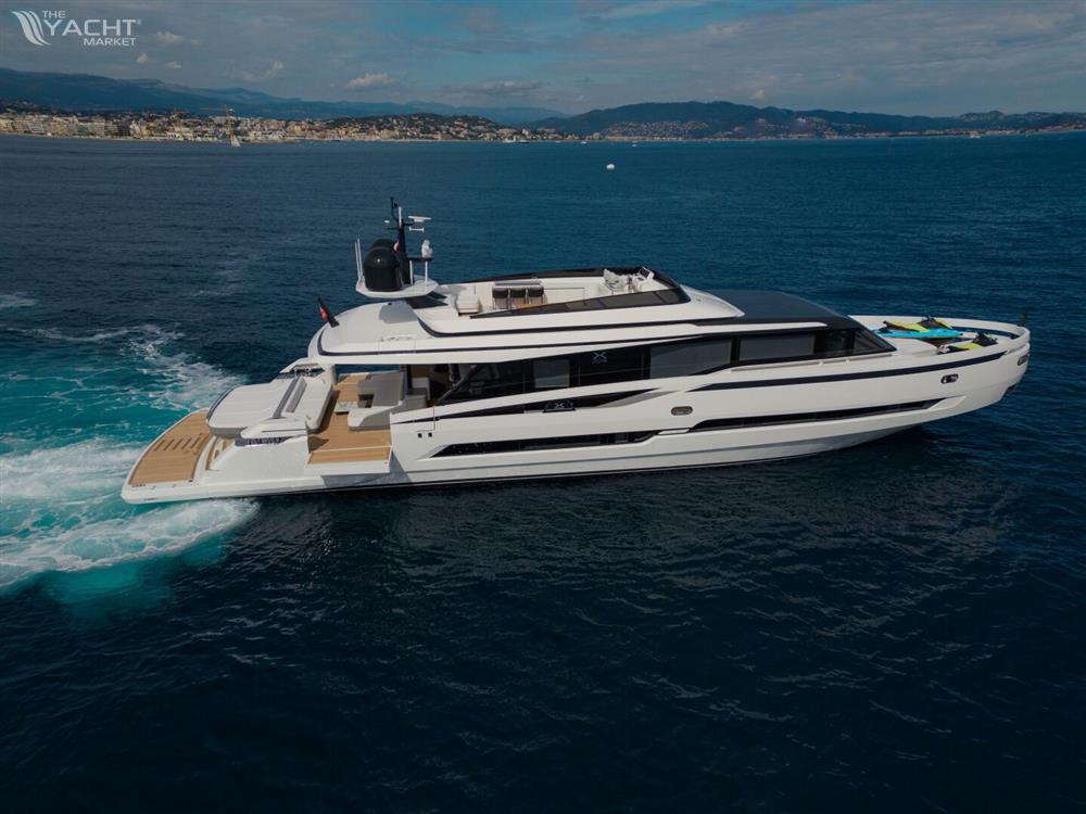 Extra Yachts X99 FAST