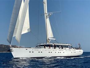 One Design Deck House Cutter Rigged Sloop