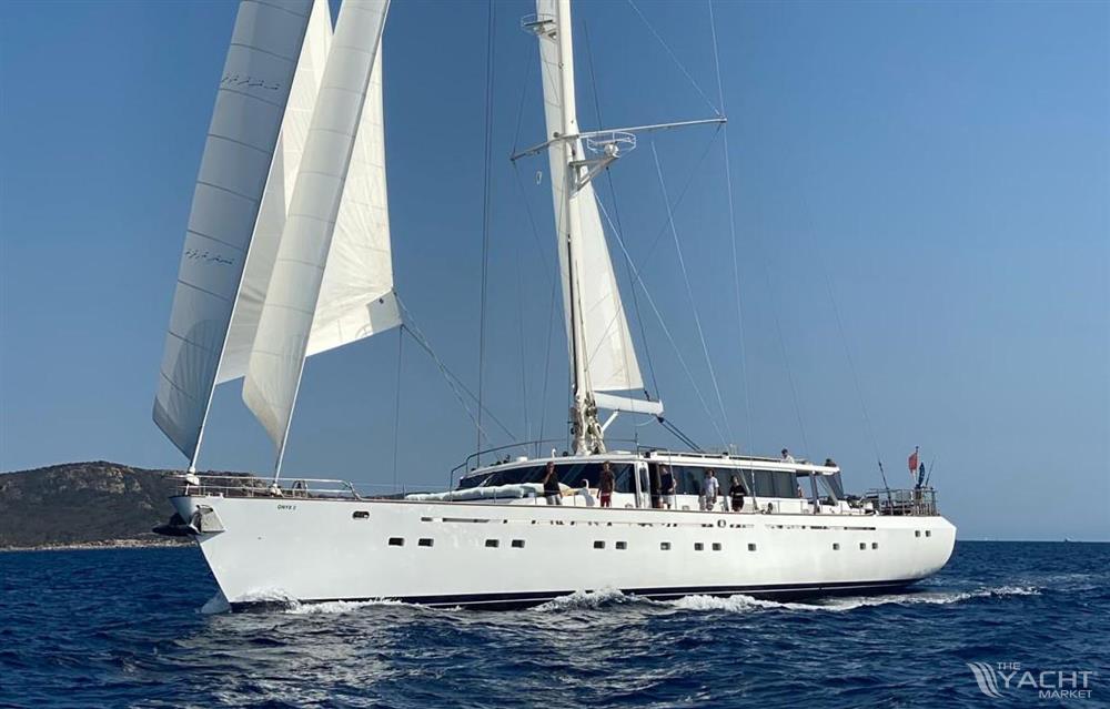 One Design Deck House Cutter Rigged Sloop