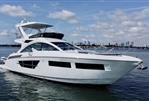 Cruisers Yachts Cantius 60 FLY