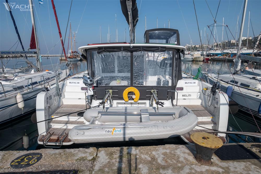 Lagoon Catamarans 40