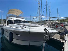 Beneteau Antares 42