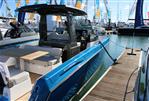 Schaefer Yachts V33