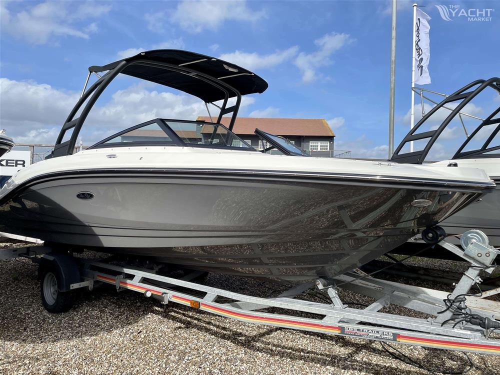 Sea Ray 210 SPOe