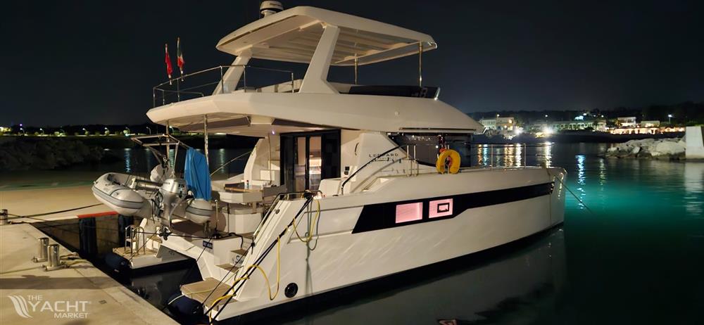 LEOPARD CATAMARANS 40
