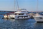 LEOPARD CATAMARANS 40