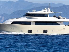 Custom Line Navetta 26