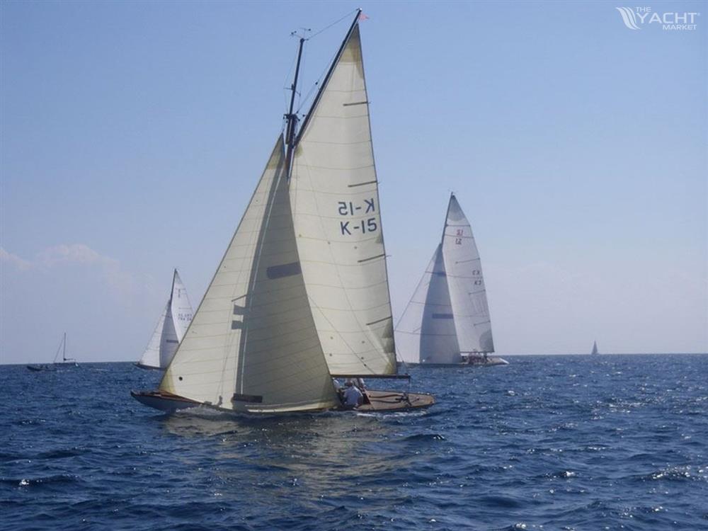 MCGRUER &amp; CO. Alfred Mylne Glen-Coats Gaff Sloop - Alfred Mylne Glen-Coats Gaff Sloop