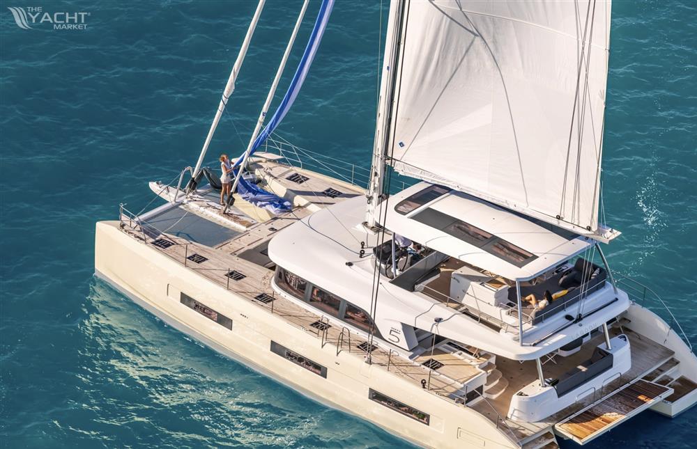Lagoon 55