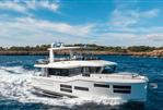 Beneteau Grand Trawler 62
