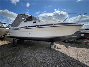 Fairline Carrera 24