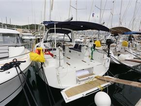 Beneteau Oceanis 35