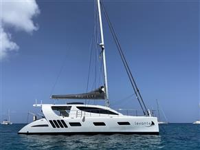 XQUISITE YACHTS X5 PLUS