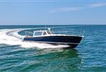 MJM 50z - 2017 MJM 50z yacht cruising on open water.