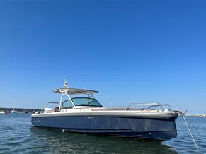 Axopar 28 T-Top