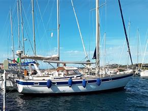 Hallberg-Rassy 42E