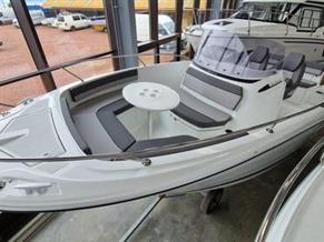 Jeanneau Cap Camarat 6.5 CC s3