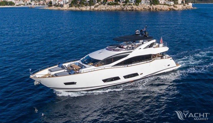 SUNSEEKER 28 METER YACHT - 2013