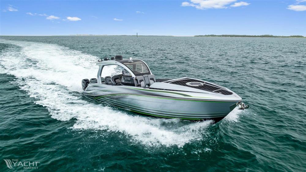 Deep Impact 399 Cabin